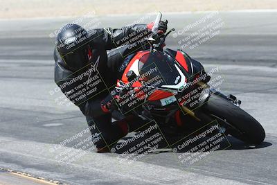 media/Apr-17-2025-Racers Edge (Thu) [[0a0c127f11]]/B Group/9-Session 5 (Turn 15 Inside)/